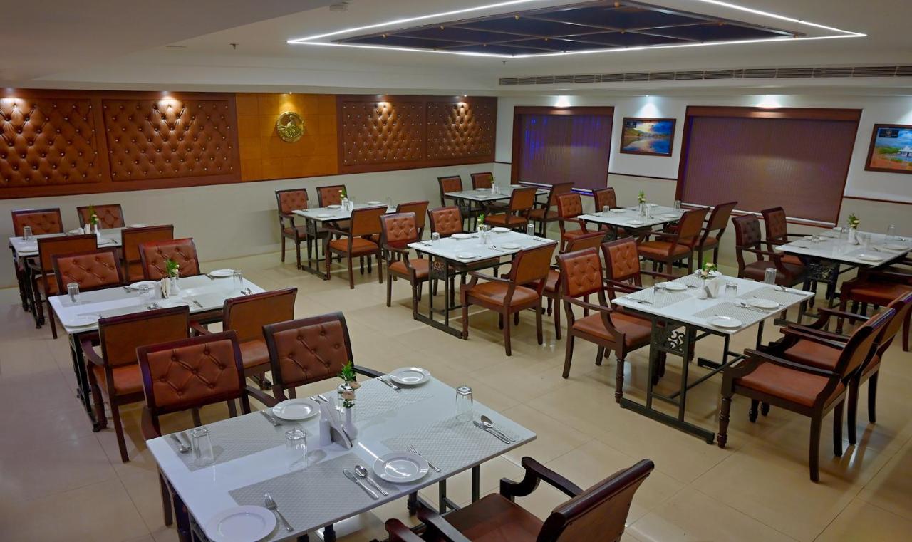 Contour Backwaters Hotel Resort & Convention Centre Ramankari Экстерьер фото