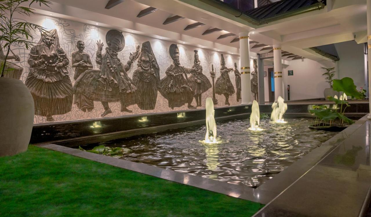 Contour Backwaters Hotel Resort & Convention Centre Ramankari Экстерьер фото